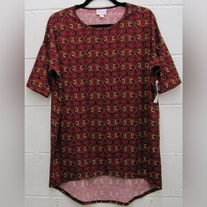 ❤️ 3/$15 LuLaRoe Red and Yellow Patterned Short Sleeve Tee B